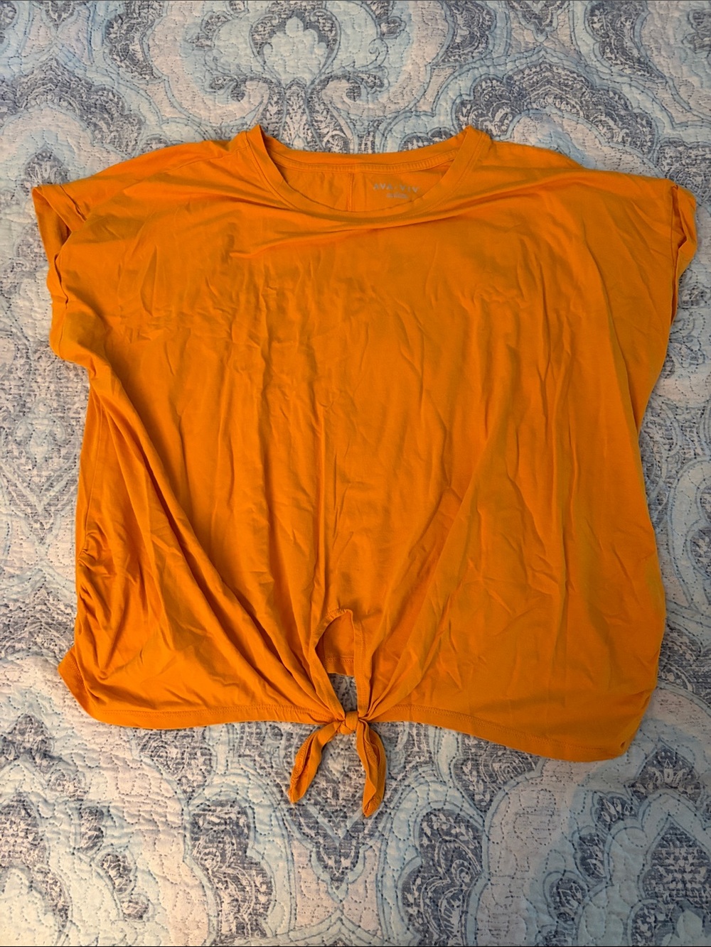 Ava & Viv Golden/Orange Tie-Front Crop Top